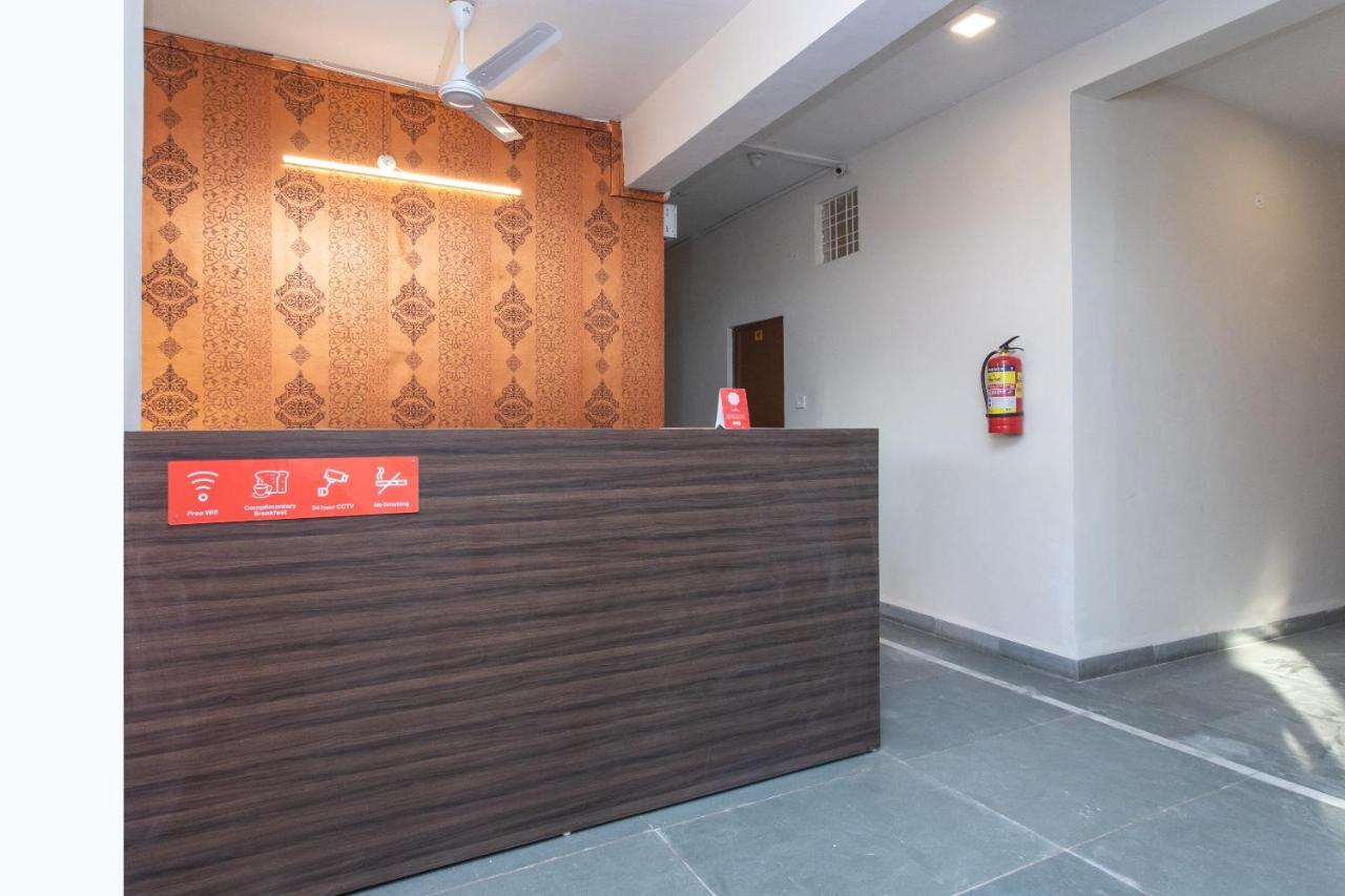 Oyo 18571 Ashoka Resort Indaur Kültér fotó