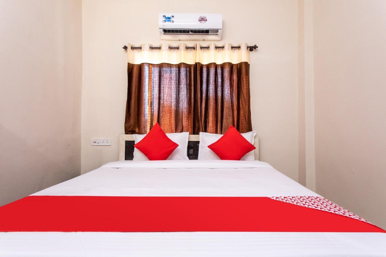 Oyo 18571 Ashoka Resort Indaur Kültér fotó