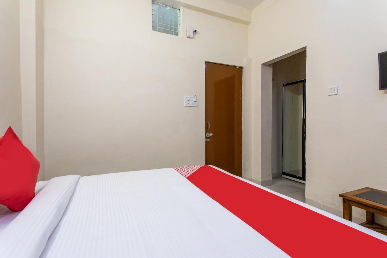 Oyo 18571 Ashoka Resort Indaur Kültér fotó